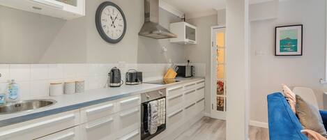 Highchair, freezer