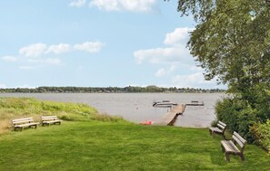 Property grounds - Gorgeous home in Sunds with kitchen (Sunds)