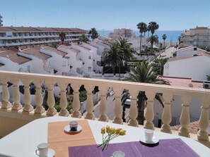 Outdoor dining - Alpen1 Voramar Apartment /2 bedrooms (Peñíscola)