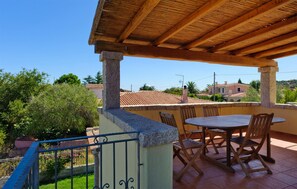 Outdoor dining - 1 bedroom amazing apartment in San Teodoro (San Teodoro)