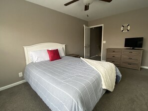 2 habitaciones, tabla de planchar con plancha y wifi gratis