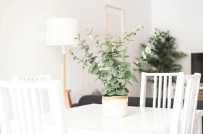 Dining - Tierra Ferrol Apartment (Ferrol)