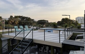 ลานระเบียง/นอกชาน