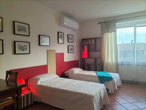 9 dormitorios, escritorio, tabla de planchar con plancha y wifi gratis