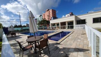 Apartment | Pool | Outdoor pool