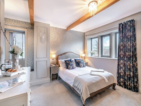 5 chambres, Wi-Fi gratuit, draps fournis