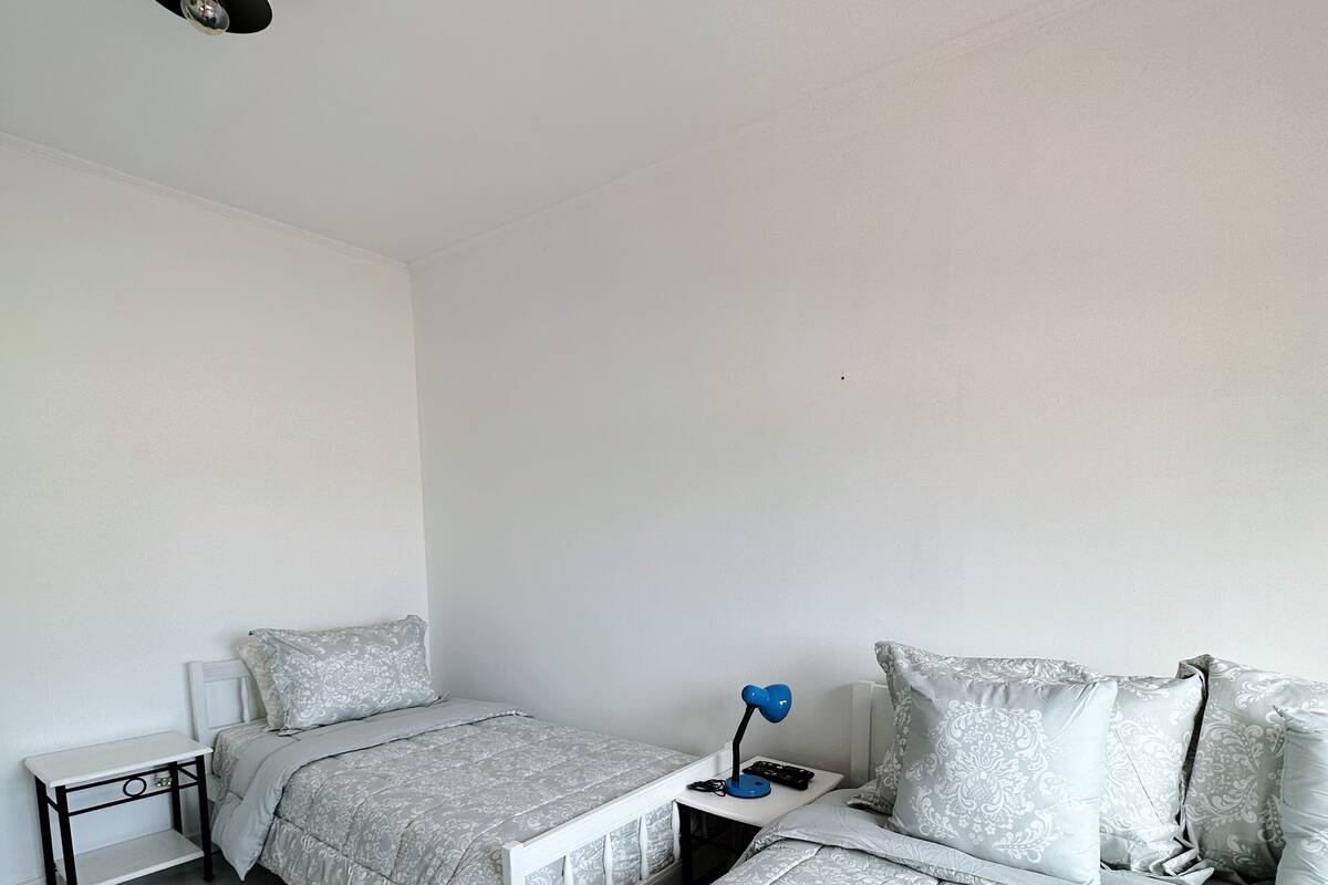 Classic Triple Room | Free WiFi