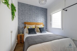 3 bedrooms, iron/ironing board, Internet, bed sheets