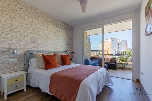 3 bedrooms, iron/ironing board, Internet, bed sheets