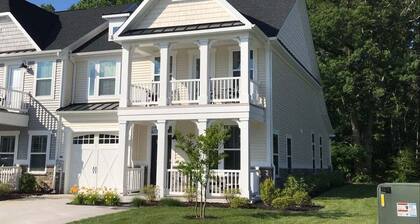 Coastal Club * 3 BR New Luxury Villa