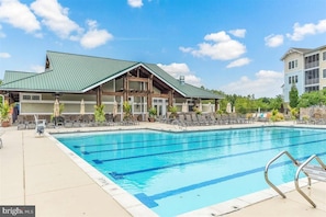 Inomhuspool och uppvärmd pool