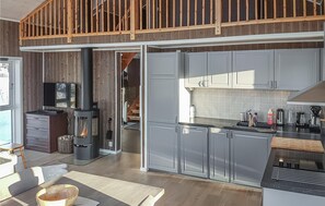 Réfrigérateur, lave-vaisselle, cafetière/bouilloire