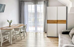 TV - Amazing apartment in Karwia (Karwia)
