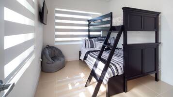 4 bedrooms, in-room safe, iron/ironing board, WiFi