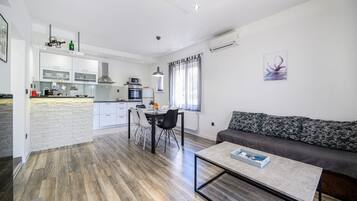 House (Two Bedroom Holiday Home with Swimmin) | Living room | TV