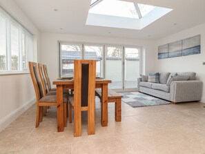 Dining - Vine Cottage (Preston)