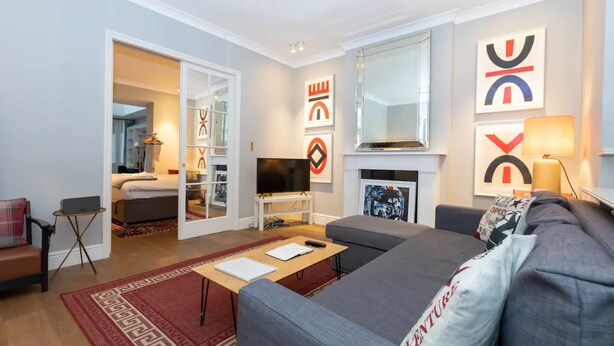 Living area - Beautiful 1bedroom Flat Near Victoria Station (London)