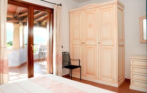 1 habitación y ropa de cama 
