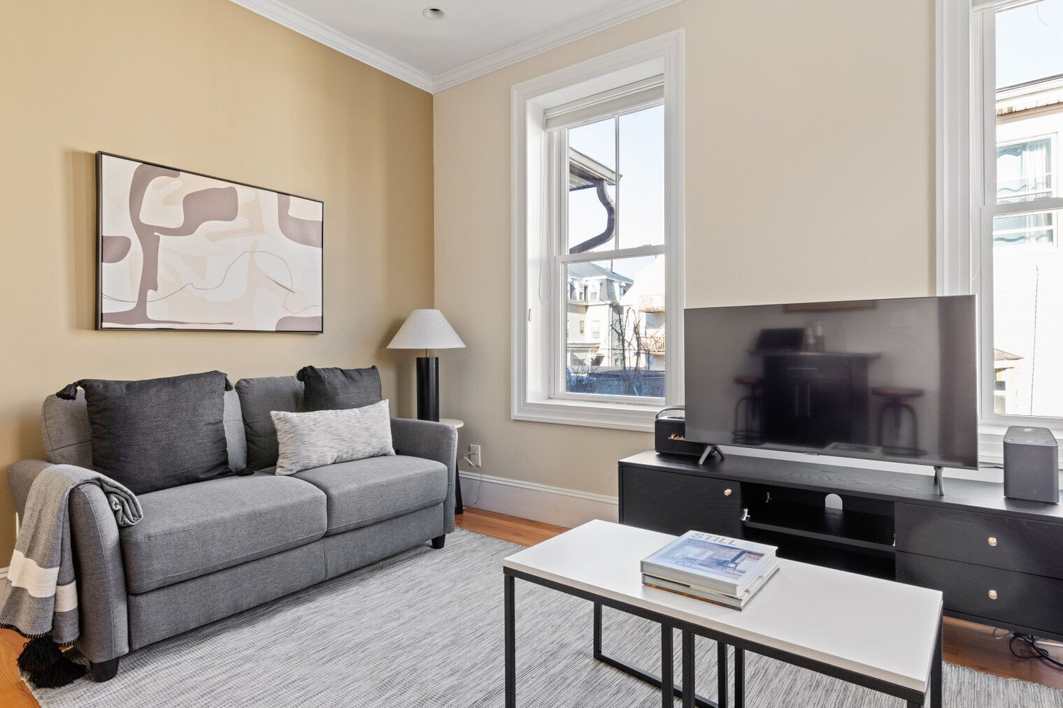 Charming Somerville 1BR nr Sullivans Square T, by Blueground
