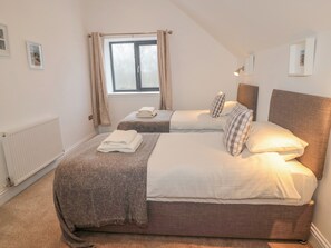 Cottage | Interior