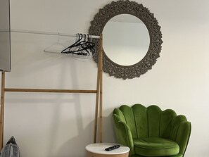 Apartment, Multiple Beds | Interior