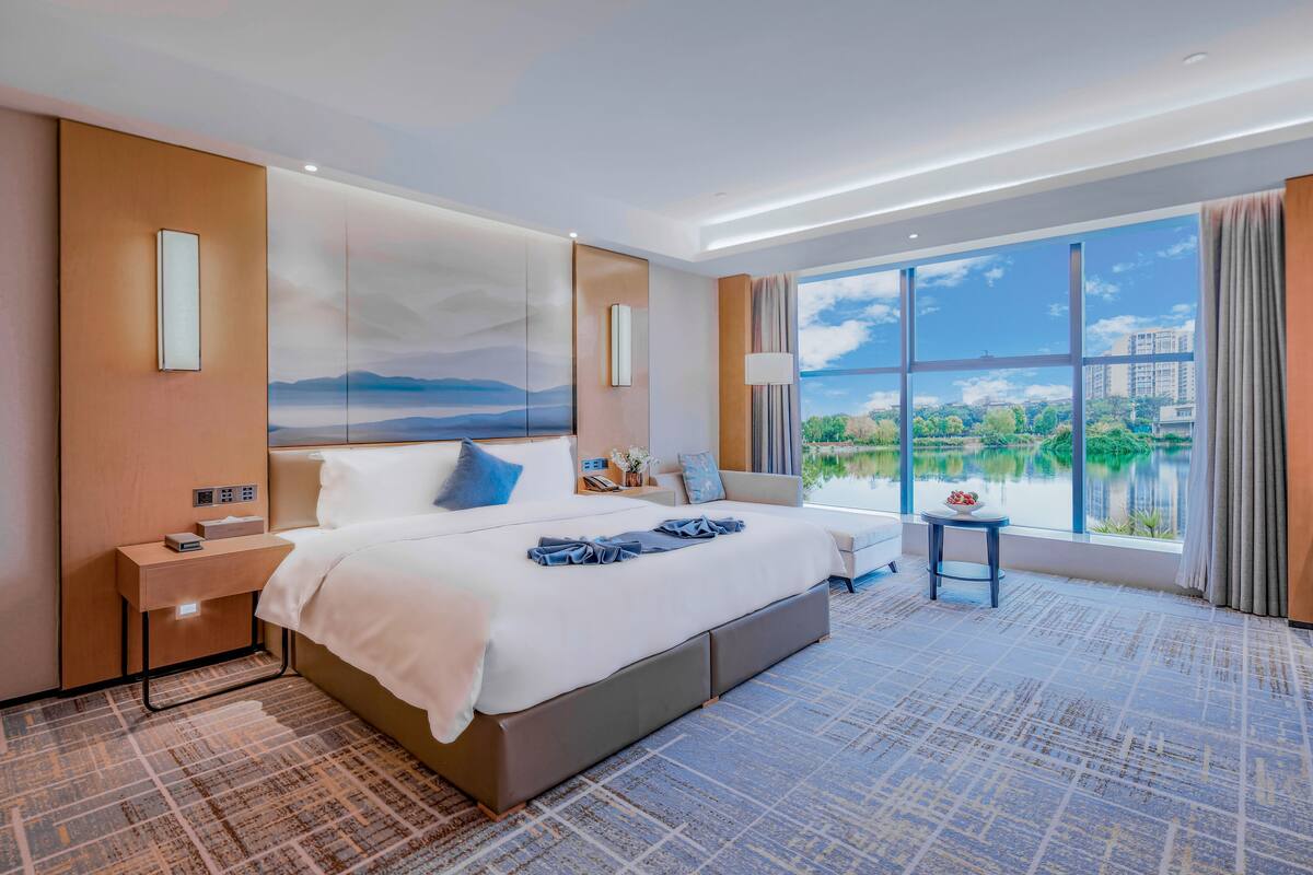 Standard Double Room | In-room safe, blackout drapes, iron/ironing board, free WiFi