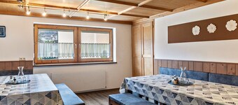 Holiday Apartment with Sauna, Mountain View, Shared Terrace and Wi-Fi
