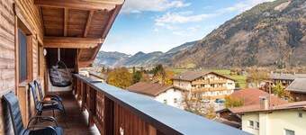 Holiday Apartment with Sauna, Mountain View, Shared Terrace and Wi-Fi