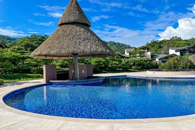 Tropical home with private plunge pool & outdoor living - walk to beach