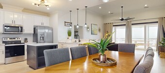 Brilliant Gulf-front home with balcony, central AC, washer/dryer, & dog-friendly