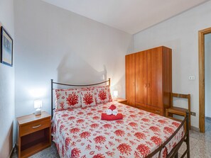 3 bedrooms