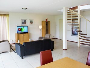 Interior - Stylish Villa by the Lake (Heel)