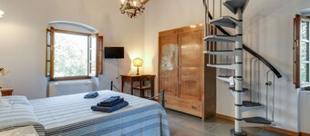 Farmhouse near Nightlife