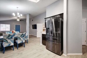 Interior - Spacious Cedar Park Home Close to Shopping (Cedar Park)