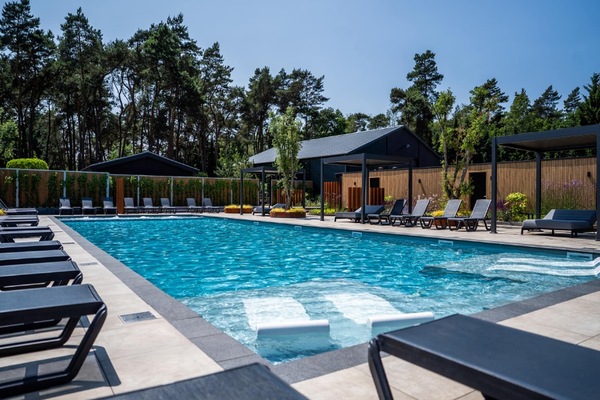 Holiday Home Swimming Pool