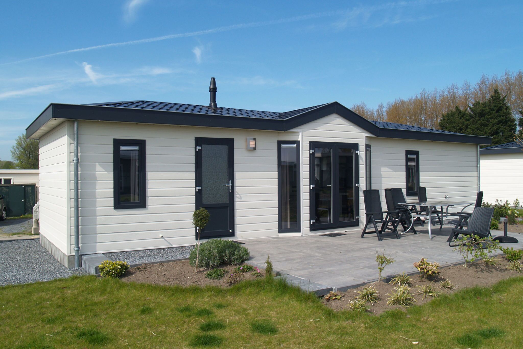 Chalet with dishwasher, 1 km. of a national park