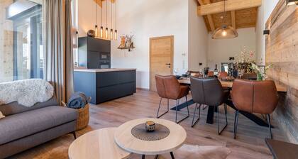 Wonderful ski in-ski out lodge with sauna