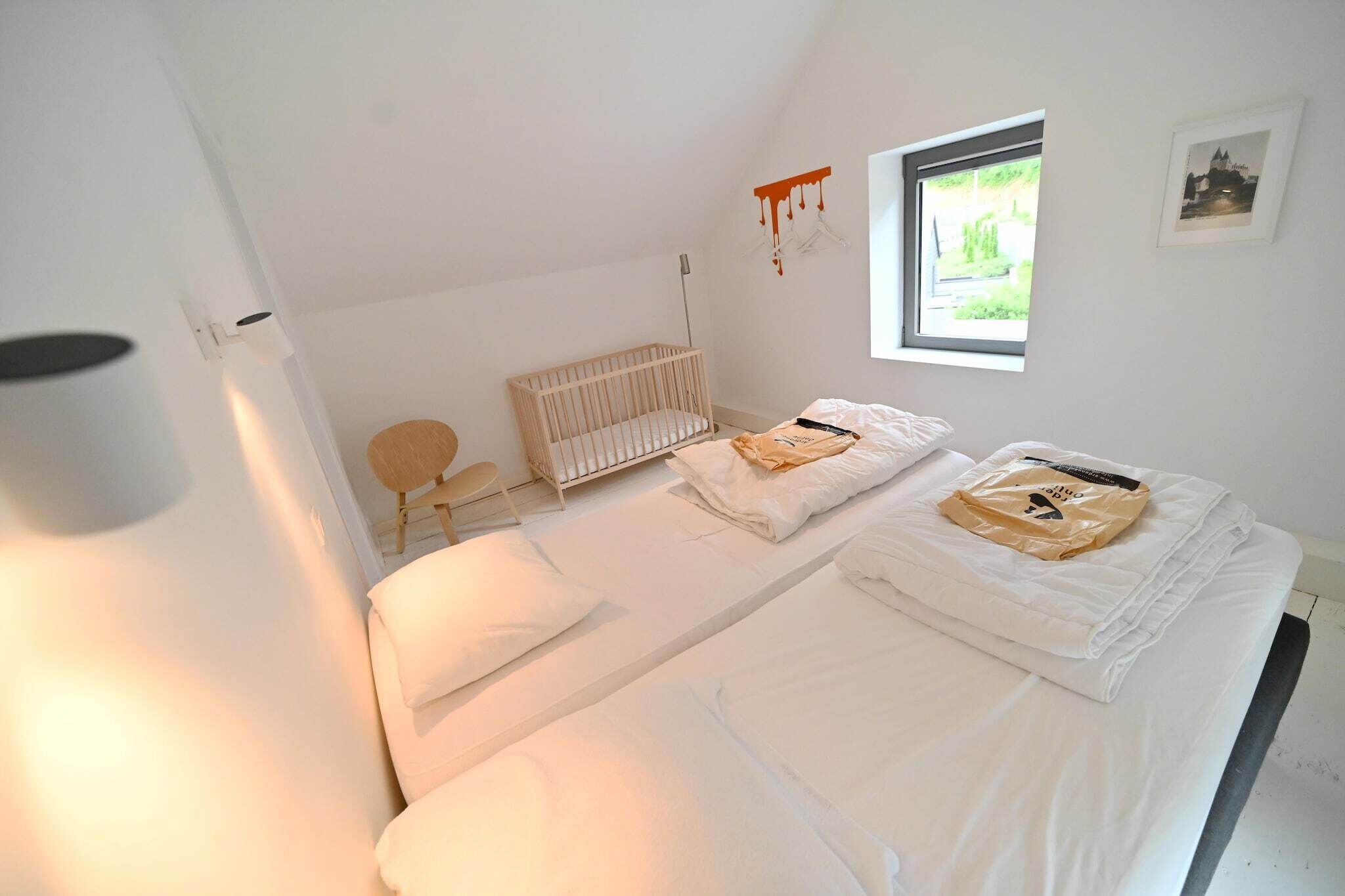 2 bedrooms, free WiFi