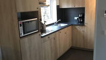 Microwave, dishwasher, coffee/tea maker, high chair