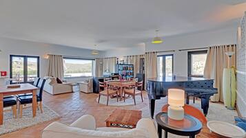 Villa | 6 bedrooms