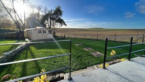 Property grounds - Peaceful Garden Home in Modave (Modave)