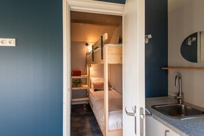 8 habitaciones