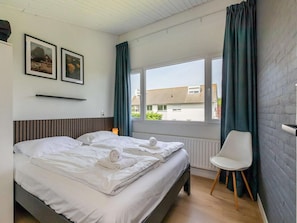 3 bedrooms, WiFi