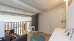 Unclassified image, 3 of 46, button - Comfort Holiday Home near Beach (Nieuwvlietbad)