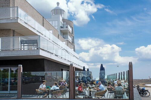 Modern Retreat with Private Sauna