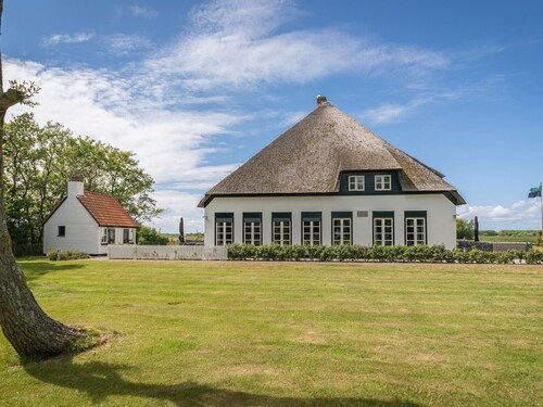 Farmhouse in De Cocksdorp near Nature Reserve