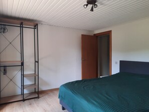 4 bedrooms, WiFi