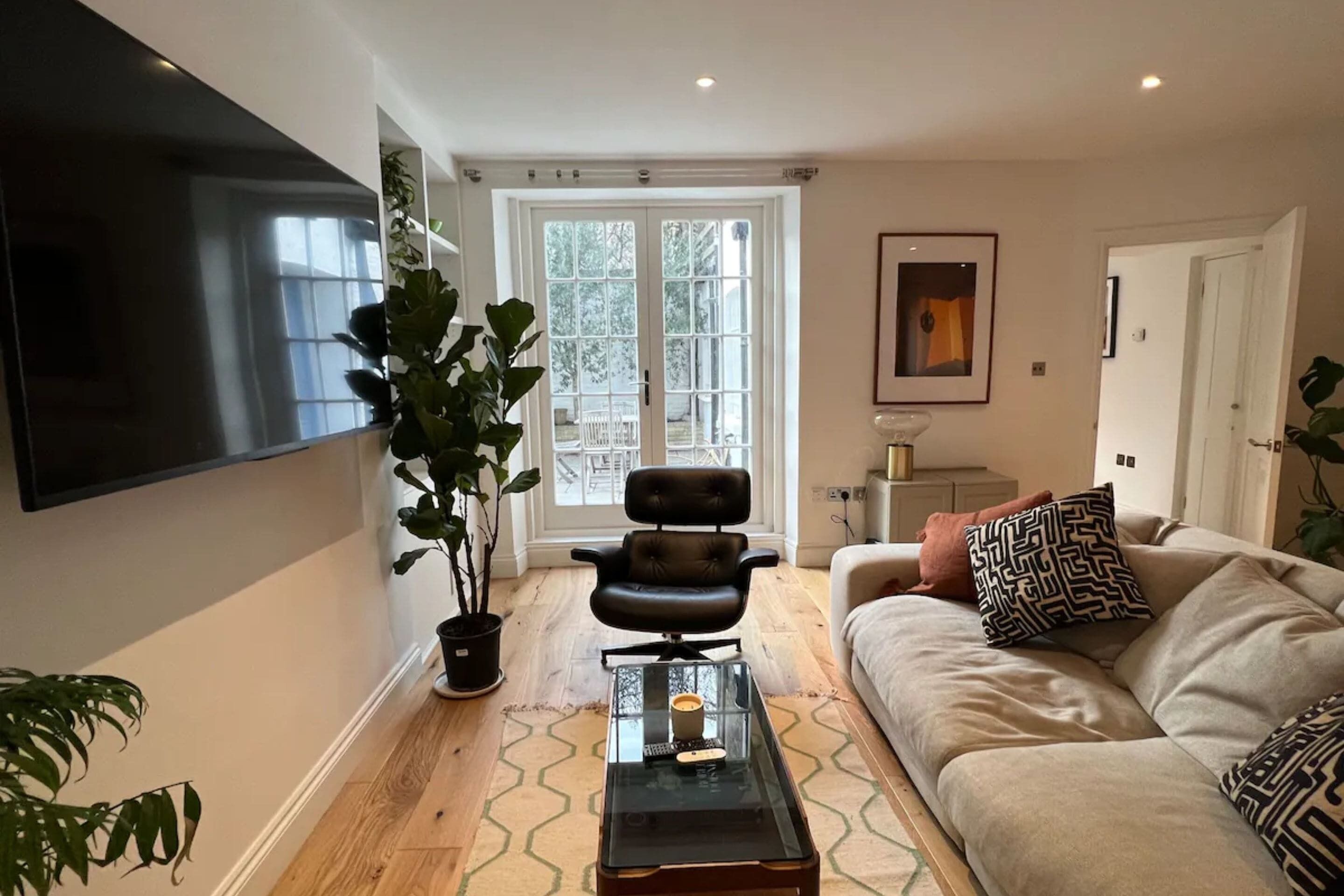Appartement, 1 très grand lit | Intérieur
