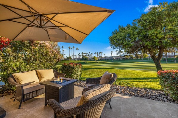 Unclassified image, 1 of 44, button