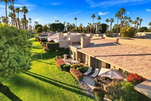 Unclassified image, 2 of 44, button